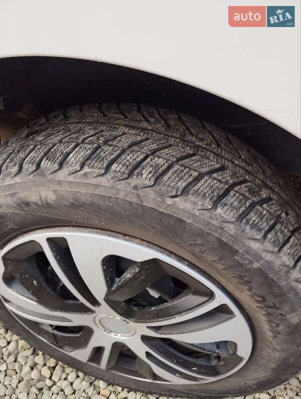 Вантажний фургон Fiat Doblo 2011 в Івано-Франківську