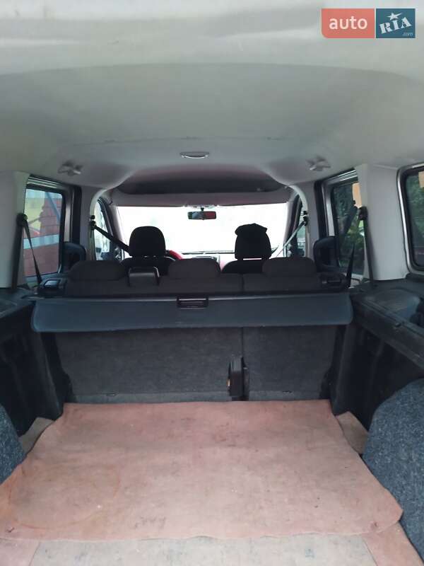 Минивэн Fiat Doblo 2012 в Ровно