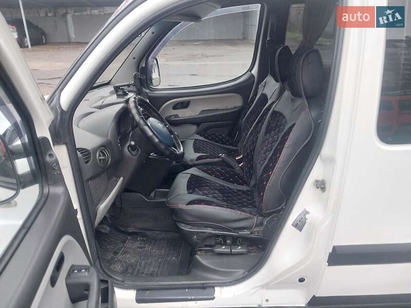 Минивэн Fiat Doblo 2007 в Николаеве фото 18 Минивэн Fiat Doblo 2007 в Николаеве