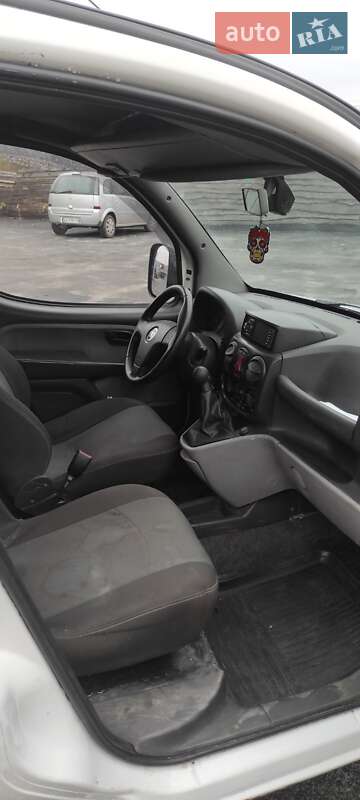 Грузовой фургон Fiat Doblo 2013 в Киеве фото 7 Грузовой фургон Fiat Doblo 2013 в Киеве