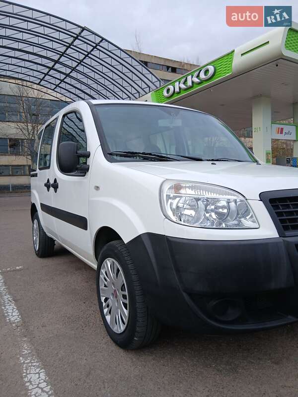 Минивэн Fiat Doblo 2010 в Коростене фото 2 Минивэн Fiat Doblo 2010 в Коростене