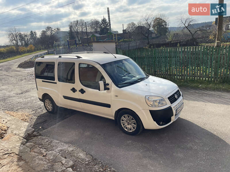 Мінівен Fiat Doblo 2009 в Острозі фото 2 Мінівен Fiat Doblo 2009 в Острозі