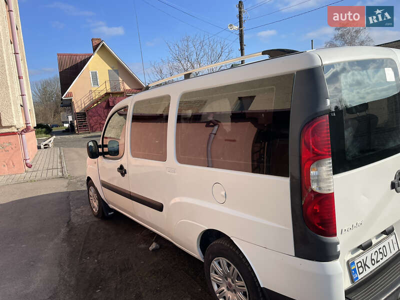 Мінівен Fiat Doblo 2009 в Острозі фото 12 Мінівен Fiat Doblo 2009 в Острозі