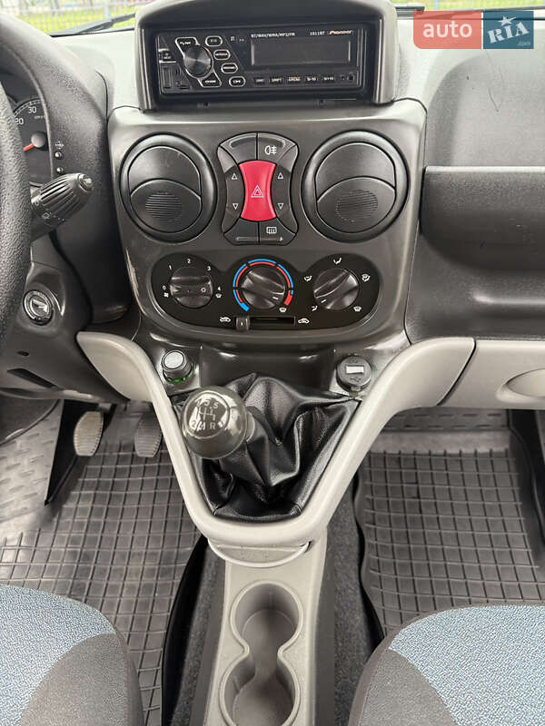 Мінівен Fiat Doblo 2013 в Одесі