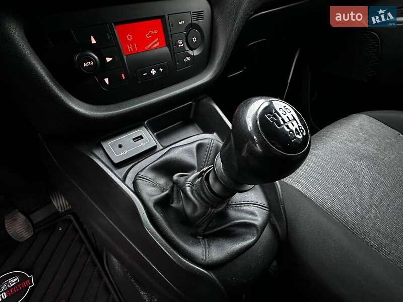 Грузовой фургон Fiat Doblo 2016 в Харькове