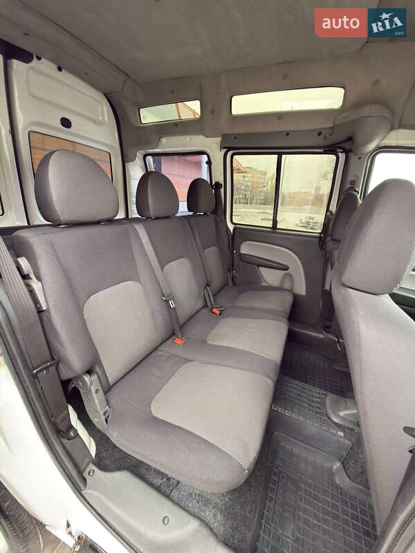 Мінівен Fiat Doblo 2009 в Кривому Розі