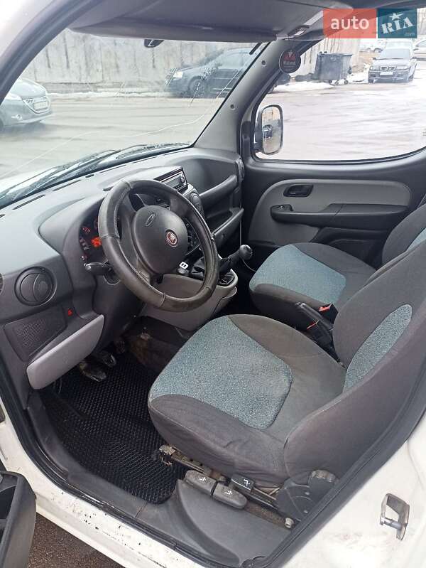 Вантажний фургон Fiat Doblo 2007 в Києві