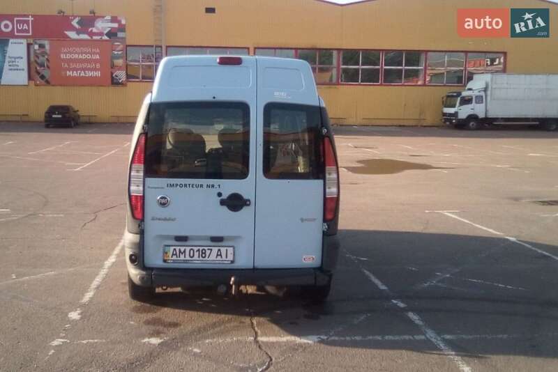 Мінівен Fiat Doblo 2005 в Житомирі