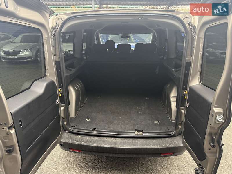 Мінівен Fiat Doblo 2017 в Києві фото 10 Мінівен Fiat Doblo 2017 в Києві