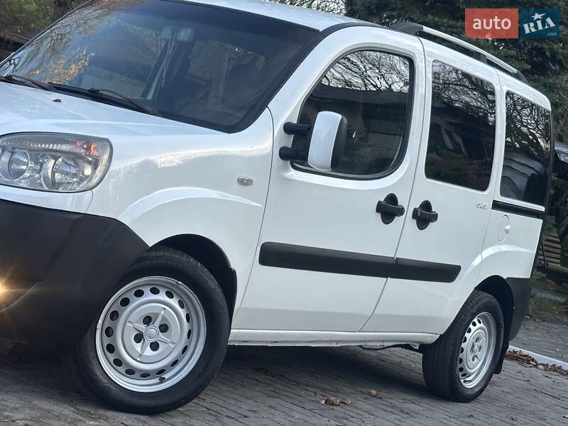 Мінівен Fiat Doblo 2006 в Дрогобичі фото 39 Мінівен Fiat Doblo 2006 в Дрогобичі