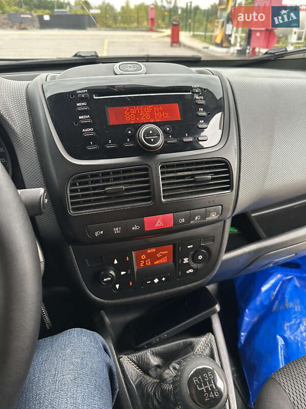 Мінівен Fiat Doblo 2009 в Тячеві фото 13 Мінівен Fiat Doblo 2009 в Тячеві