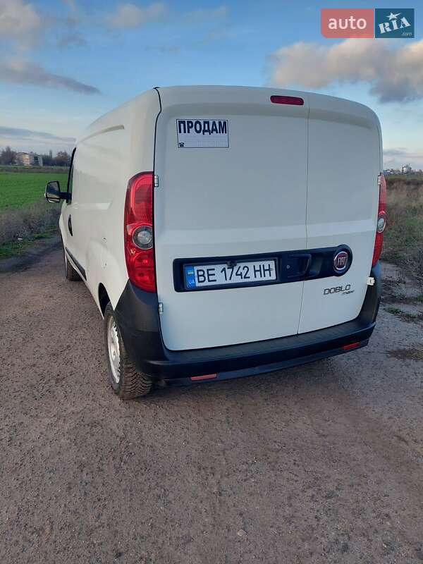 Грузовой фургон Fiat Doblo 2013 в Черновцах