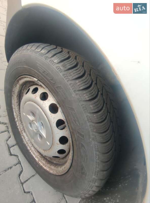 Грузовой фургон Fiat Doblo 2012 в Петропавловской Борщаговке