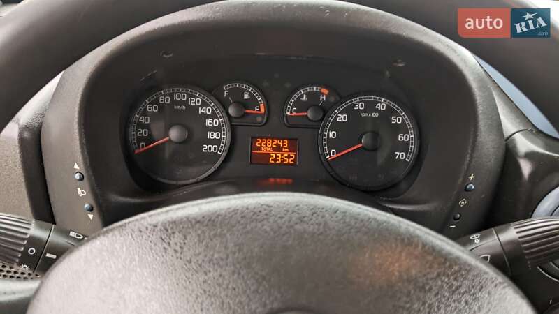 Мінівен Fiat Doblo 2004 в Рівному фото 8 Мінівен Fiat Doblo 2004 в Рівному