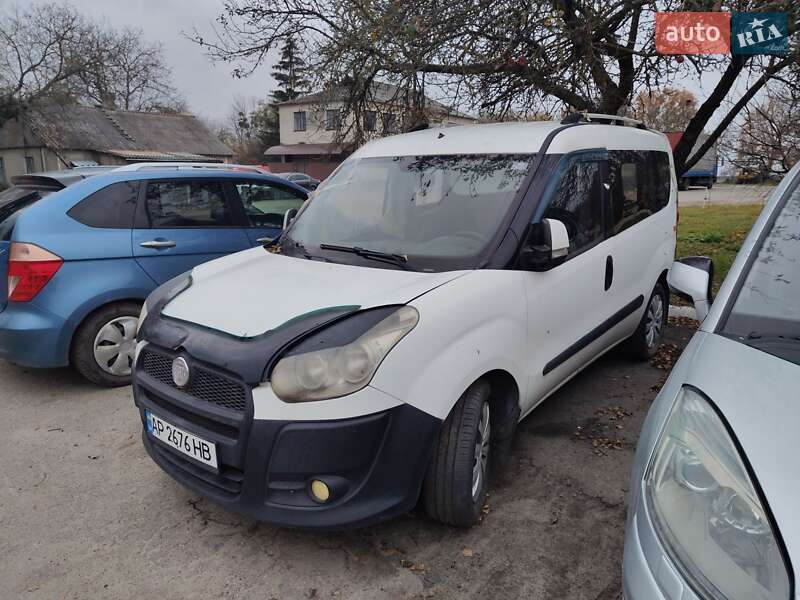 Мінівен Fiat Doblo 2011 в Острозі