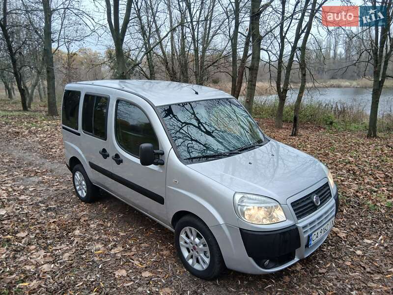 Минивэн Fiat Doblo 2008 в Смеле