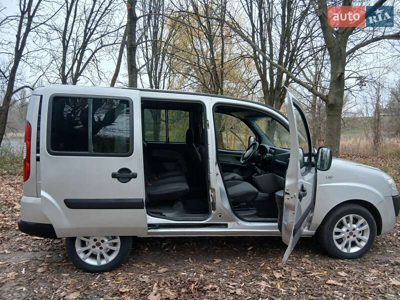 Минивэн Fiat Doblo 2008 в Смеле