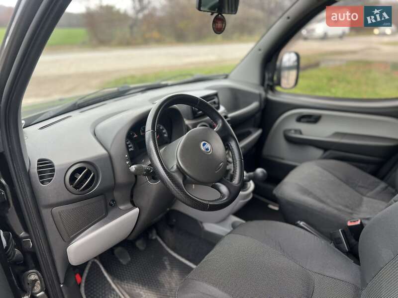 Мінівен Fiat Doblo 2006 в Городенці