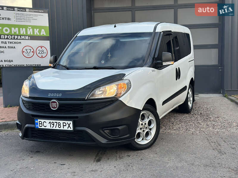 Мінівен Fiat Doblo 2016 в Дрогобичі
