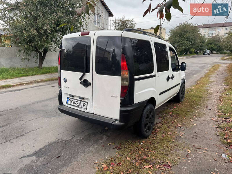 Мінівен Fiat Doblo 2005 в Києві