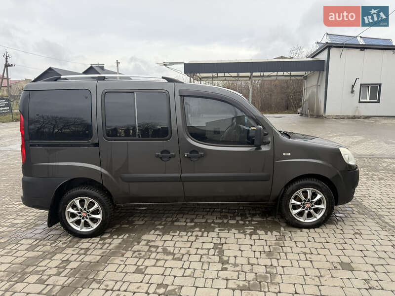 Минивэн Fiat Doblo 2008 в Борщеве