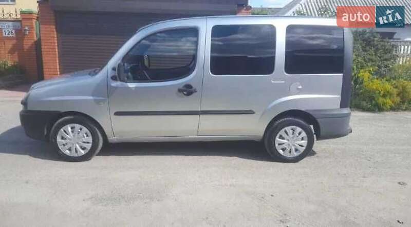 Мінівен Fiat Doblo 2003 в Дніпрі