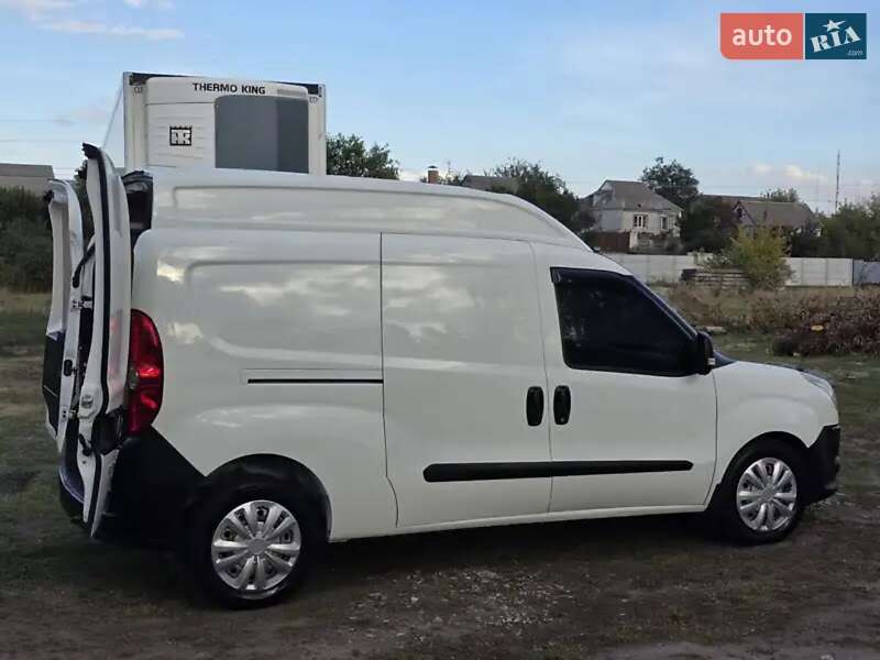 Вантажний фургон Fiat Doblo 2013 в Дніпрі фото 9 Вантажний фургон Fiat Doblo 2013 в Дніпрі