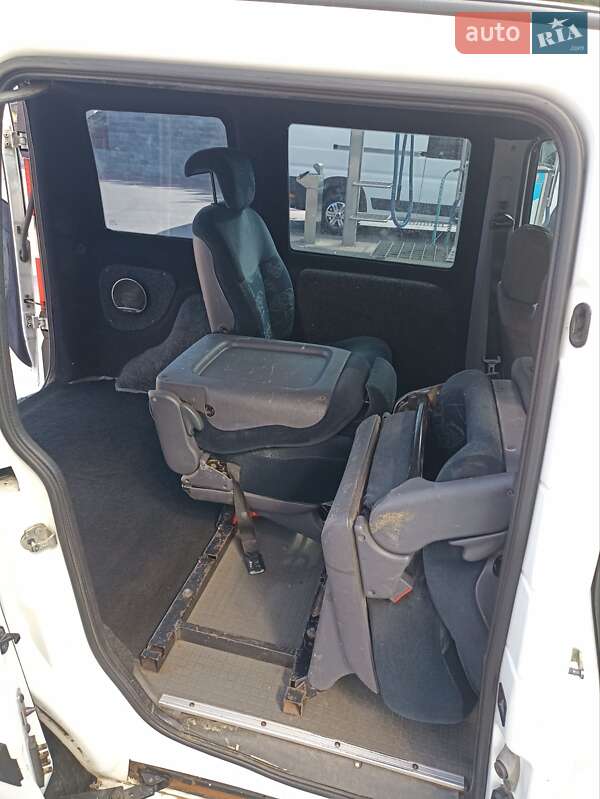 Минивэн Fiat Doblo 2006 в Ровно фото 21 Минивэн Fiat Doblo 2006 в Ровно