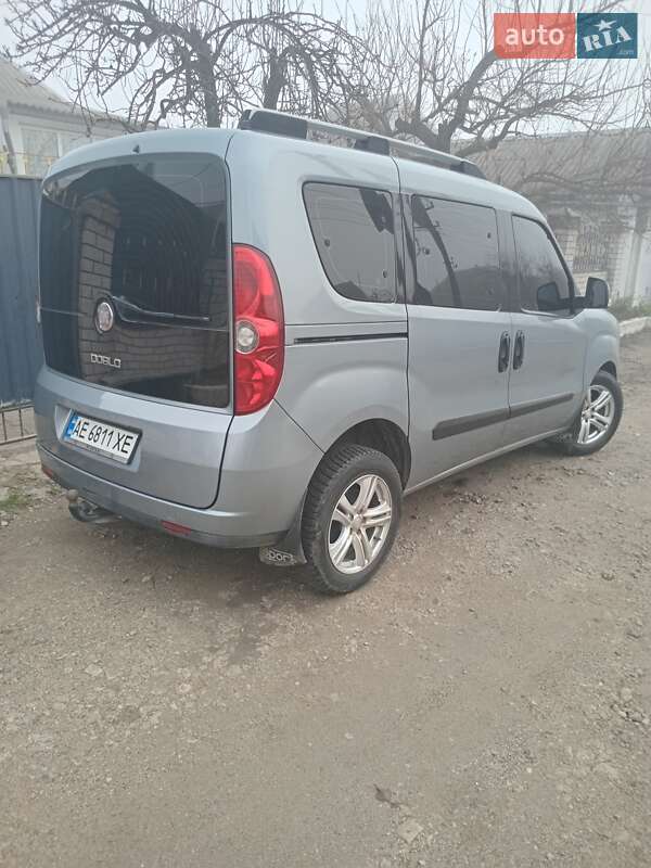 Минивэн Fiat Doblo 2011 в Днепре