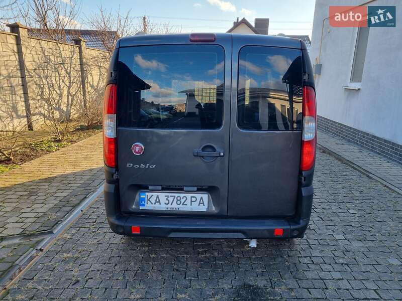Мінівен Fiat Doblo 2008 в Рівному