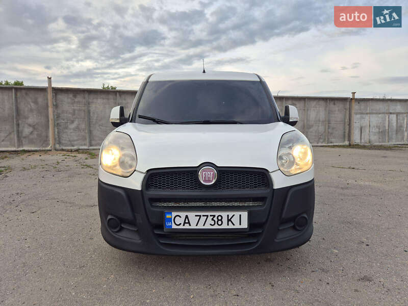 Вантажний фургон Fiat Doblo 2011 в Умані фото 3 Вантажний фургон Fiat Doblo 2011 в Умані