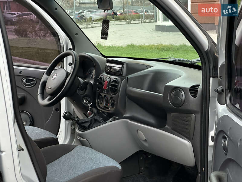 Мінівен Fiat Doblo 2012 в Миколаєві