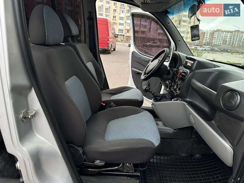 Мінівен Fiat Doblo 2012 в Миколаєві