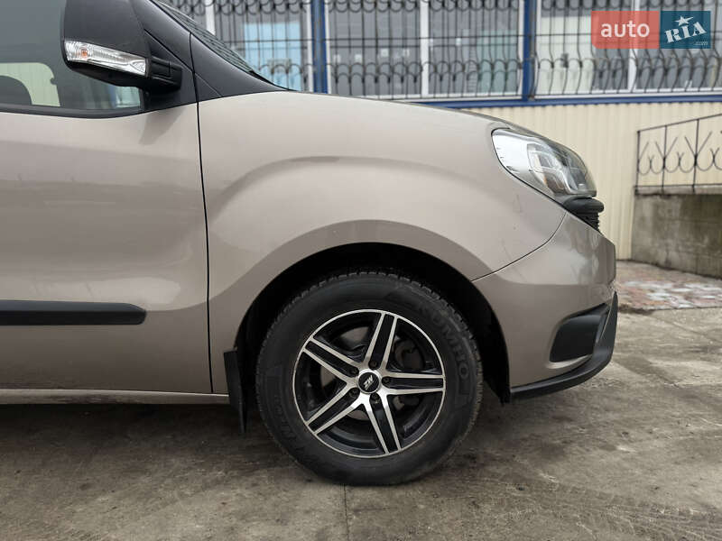 Мінівен Fiat Doblo 2017 в Умані