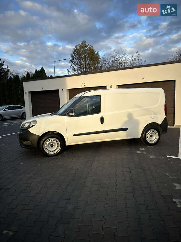 Вантажний фургон Fiat Doblo 2021 в Тячеві