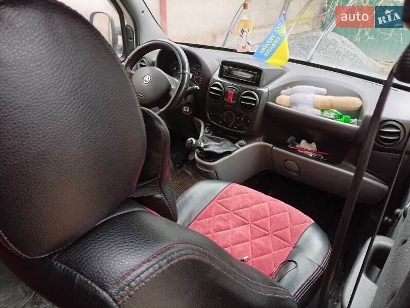 Минивэн Fiat Doblo 2006 в Кременце фото 4 Минивэн Fiat Doblo 2006 в Кременце