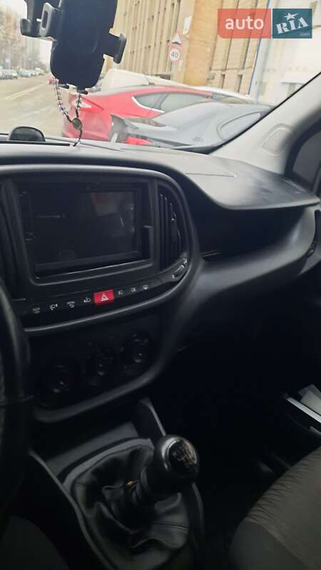 Минивэн Fiat Doblo 2016 в Киеве