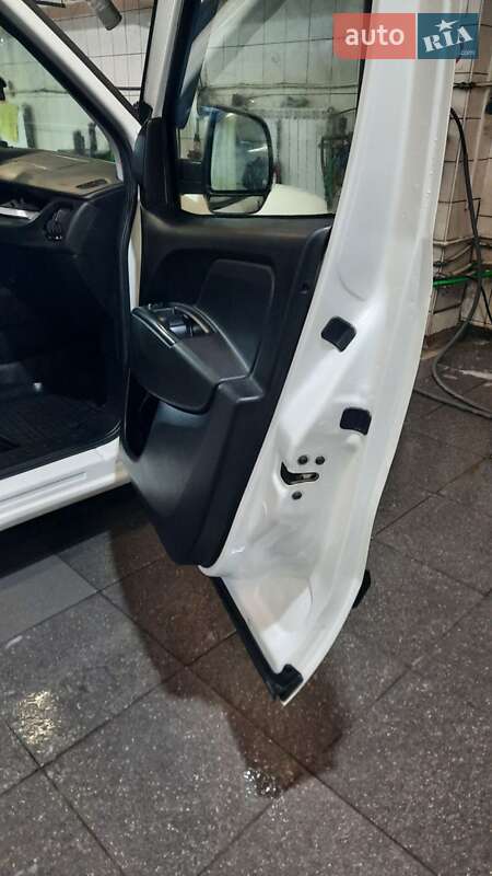Минивэн Fiat Doblo 2016 в Киеве