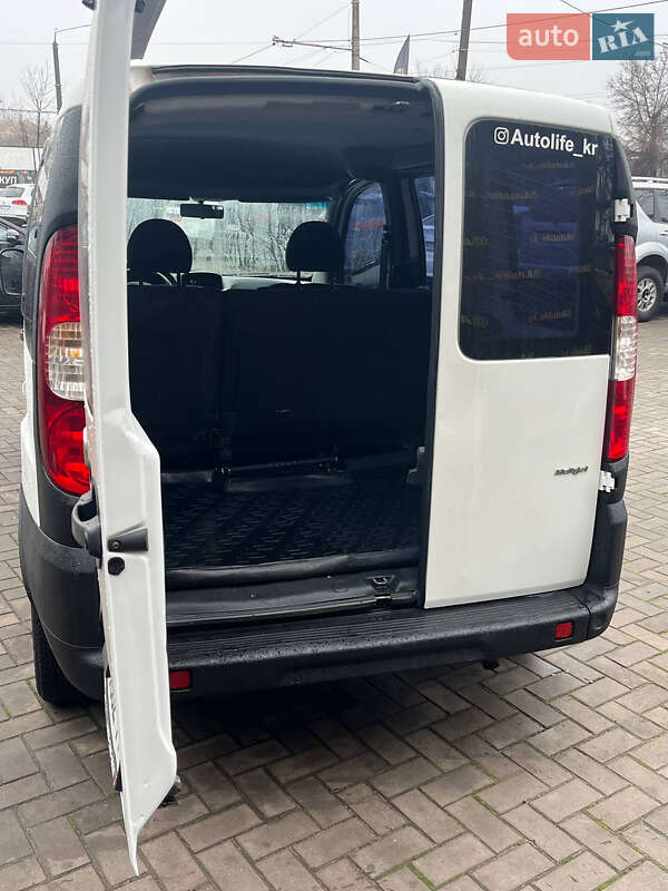 Минивэн Fiat Doblo 2013 в Кривом Роге