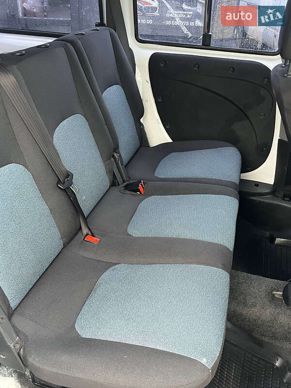 Минивэн Fiat Doblo 2013 в Кривом Роге
