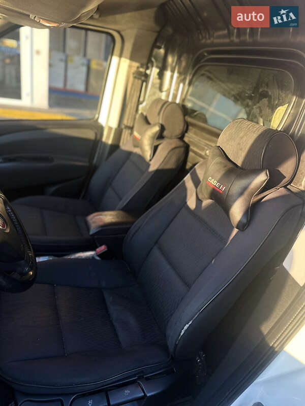 Грузовой фургон Fiat Doblo 2011 в Днепре