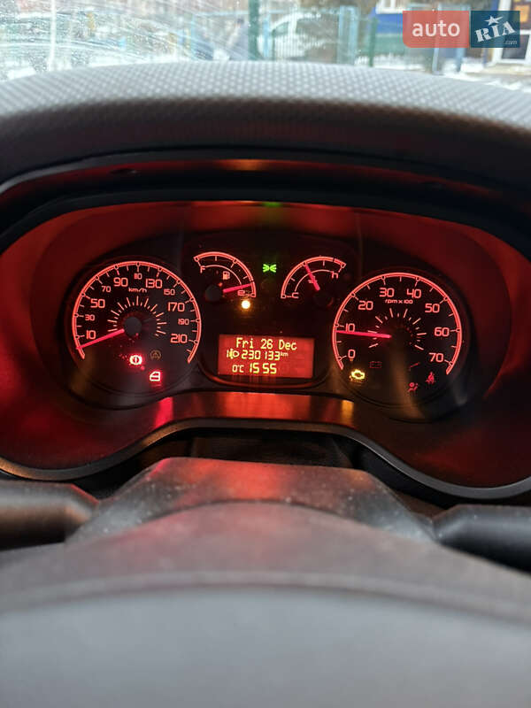 Вантажний фургон Fiat Doblo 2014 в Києві фото 4 Вантажний фургон Fiat Doblo 2014 в Києві