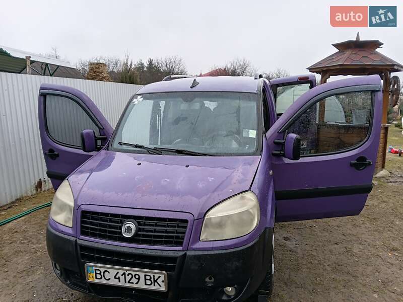 Минивэн Fiat Doblo 2008 в Трускавце