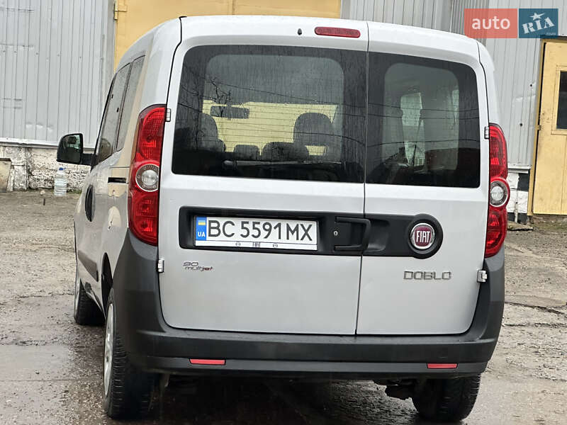 Мінівен Fiat Doblo 2011 в Миколаєві фото 20 Мінівен Fiat Doblo 2011 в Миколаєві