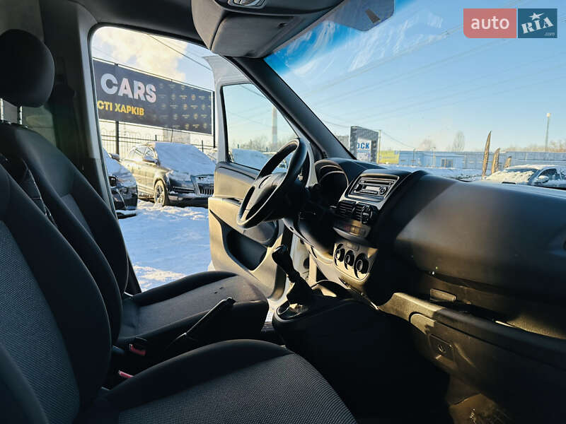 Грузовой фургон Fiat Doblo 2012 в Харькове