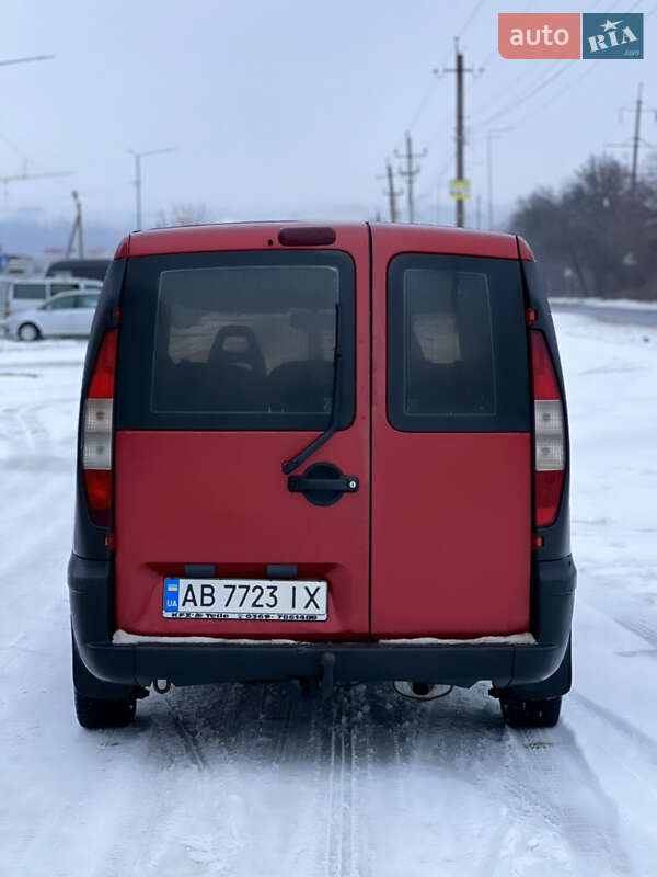 Минивэн Fiat Doblo 2004 в Виннице