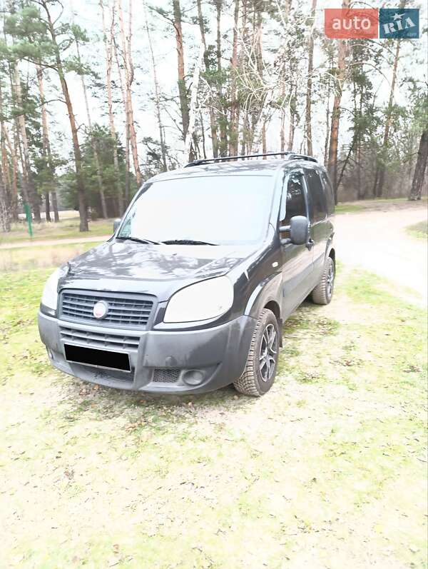 Минивэн Fiat Doblo 2009 в Черкассах
