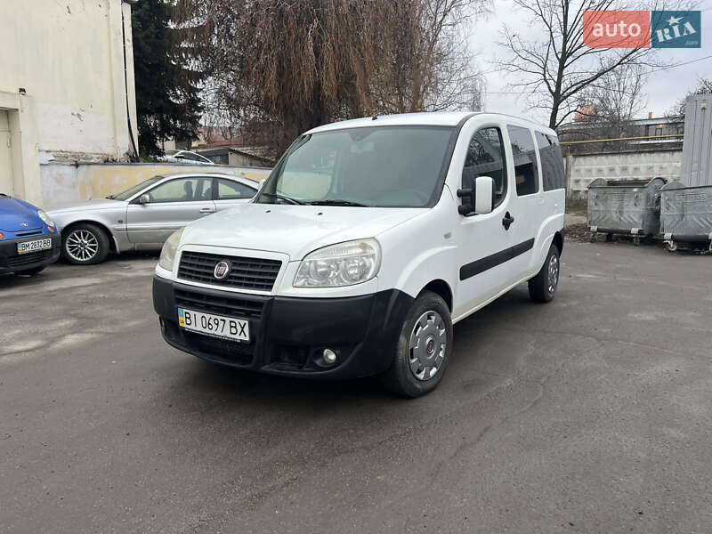 Минивэн Fiat Doblo 2010 в Полтаве фото Минивэн Fiat Doblo 2010 в Полтаве
