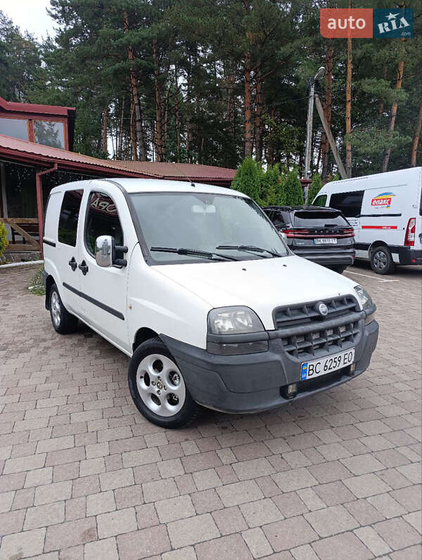 Минивэн Fiat Doblo 2004 в Львове