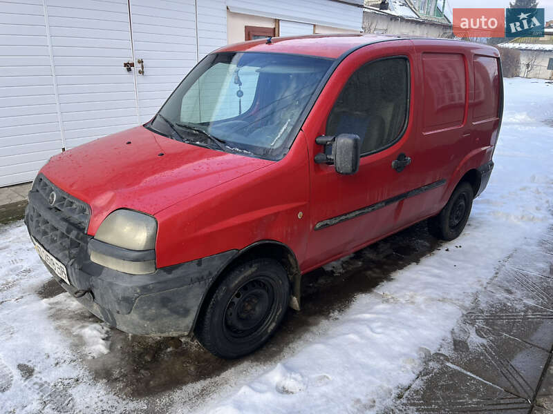 Минивэн Fiat Doblo 2004 в Косове